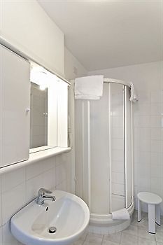 Trastevere Hotel Cisterna Rome Bagian luar foto