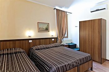 Trastevere Hotel Cisterna Rome Bagian luar foto